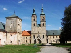 Dějiny národa Českého - TEPLÁ-KOSTEL ZVĚSTOVÁNÍ PANNY MARIE  A HRAD STRAKONICE