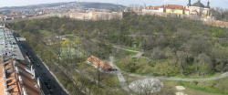 Tisícileté dějiny české - PEVNÉ HRADBY V PRAZE