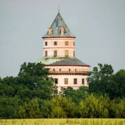 Dějiny národa Českého - BAROKNÍ ZÁMEK HUMPRECHT