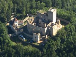 Dějiny národa Českého - HRAD LANDŠTEJN