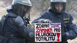 Teror prostupuje Evropou, odpovědí bude odpor